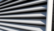 Louvre Screens 18